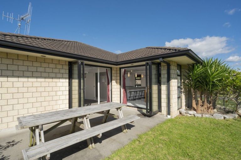 Photo of property in 6 Gina Way, Welcome Bay, Tauranga, 3112