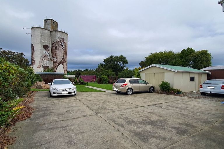 Photo of property in 85 Shearman Street, Waimate, 7924