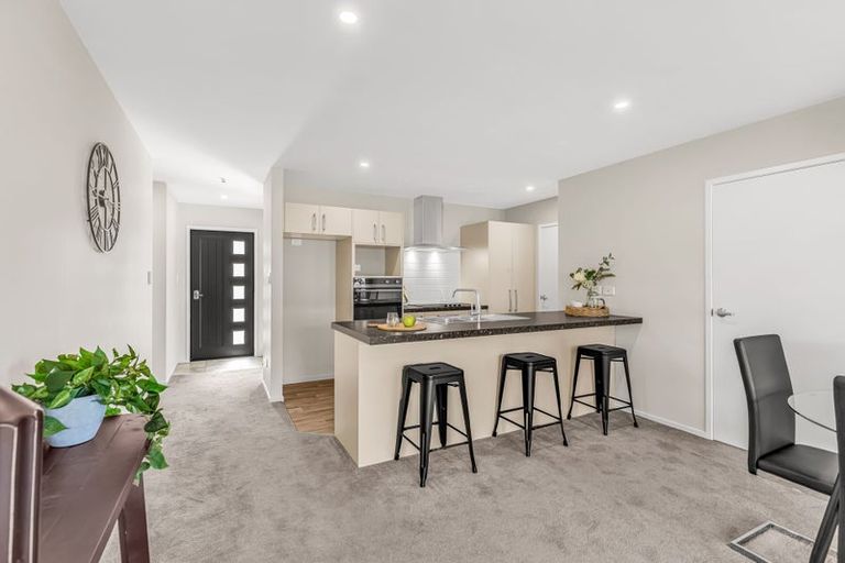 Photo of property in 32a Bradbury Avenue, Rolleston, 7614