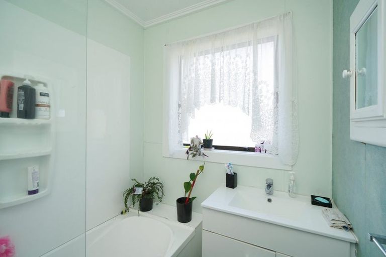 Photo of property in 78 Cargill Street, Waikiwi, Invercargill, 9810