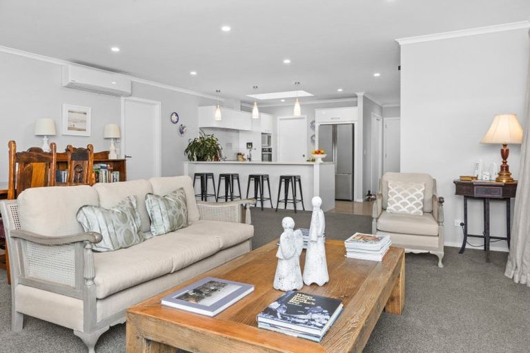 Photo of property in 4 Arrow Place, Te Awa, Napier, 4110