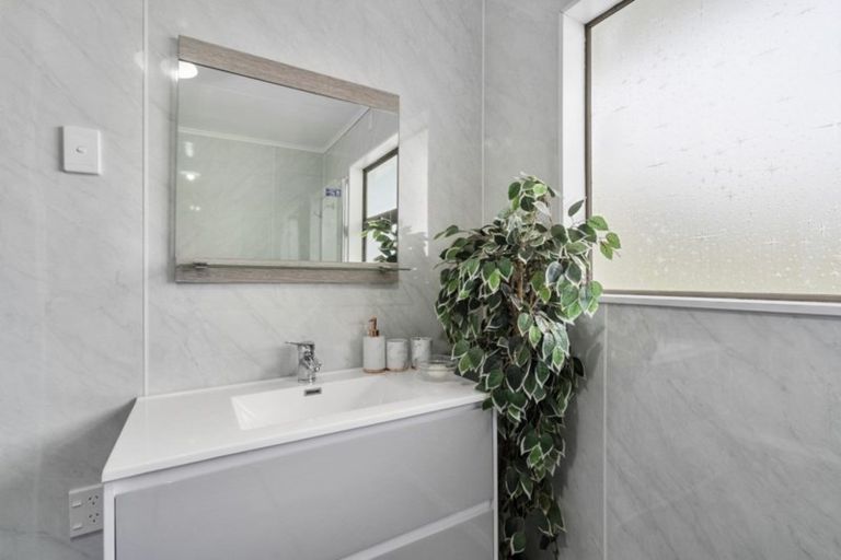 Photo of property in 8 Palmerston Street, Awahuri, Palmerston North, 4476