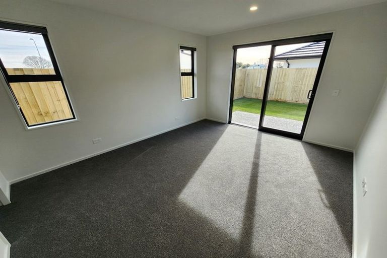 Photo of property in 23 Llew Summers Street, Belfast, Christchurch, 8051