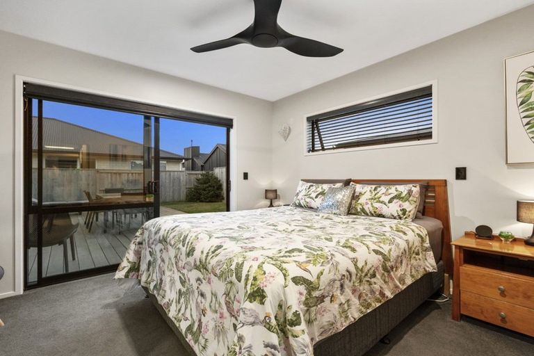 Photo of property in 82 Awataha Crescent, Pyes Pa, Tauranga, 3110