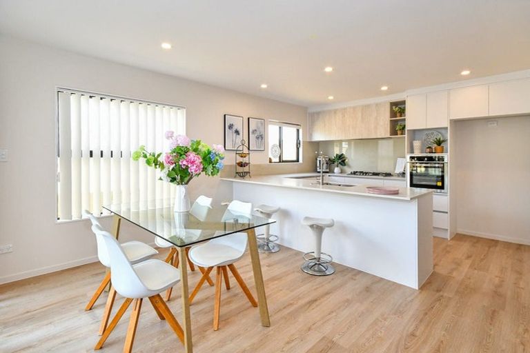 Photo of property in 89a Jellicoe Road, Manurewa, Auckland, 2102