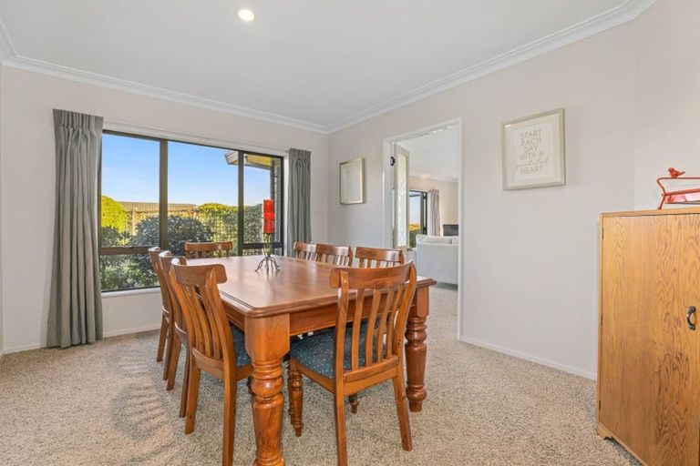 Photo of property in 2/77 Harvey Street, Waipahihi, Taupo, 3330