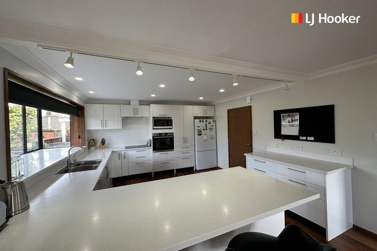 Photo of property in 30 Mcfadden Drive, Mosgiel, 9024