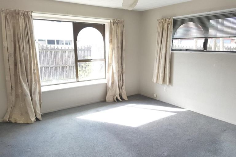 Photo of property in 34 Euston Street, Riccarton, Christchurch, 8041