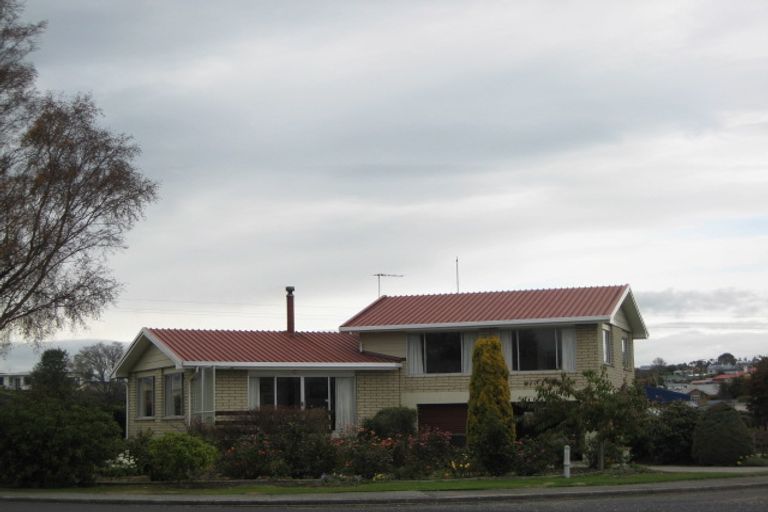 Photo of property in 11 Centennial Avenue, Balclutha, 9230