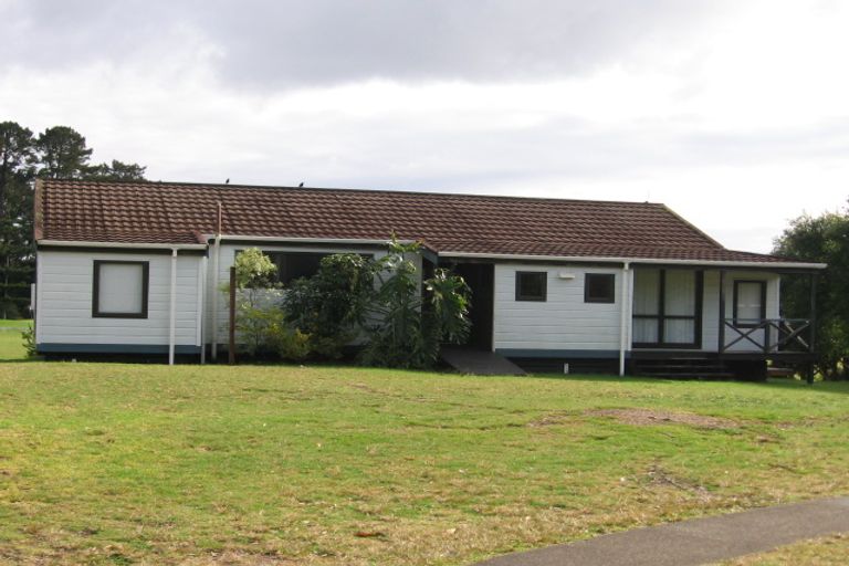 Photo of property in 16 Winderton Way, Pauanui, Hikuai, 3579