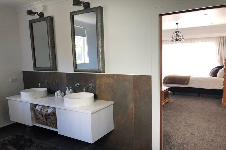 Photo of property in 14 Simla Avenue, Havelock North, 4130