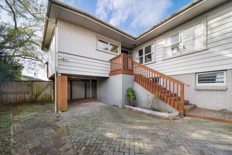 Photo of property in 16 Red Hill Road, Red Hill, Papakura, 2110