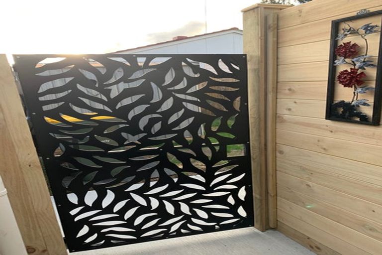 Photo of property in 36 Hamilton Drive, Waiuku, 2123