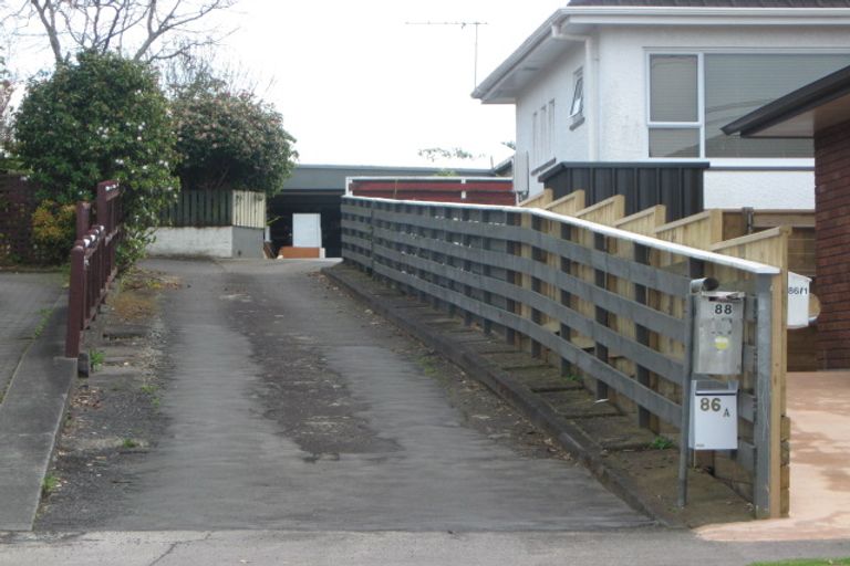 Photo of property in 86a Govett Avenue, Frankleigh Park, New Plymouth, 4310