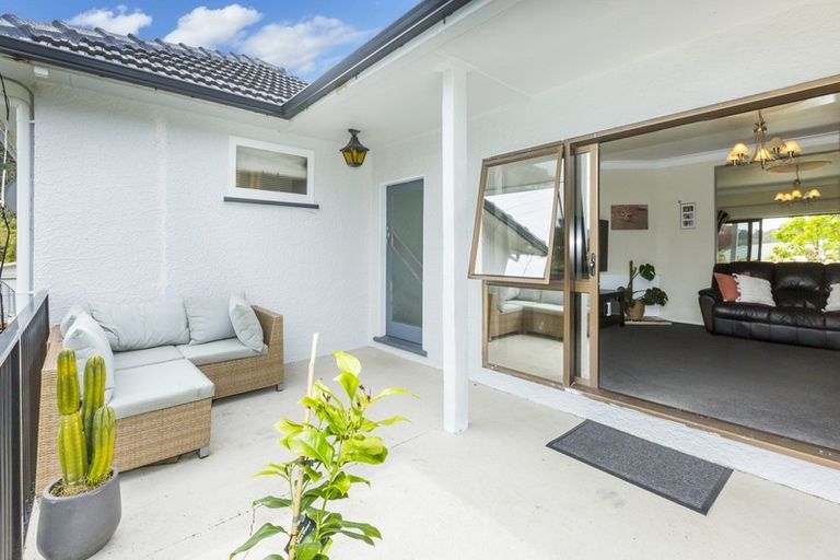 Photo of property in 73 Kamahi Street, Stokes Valley, Lower Hutt, 5019