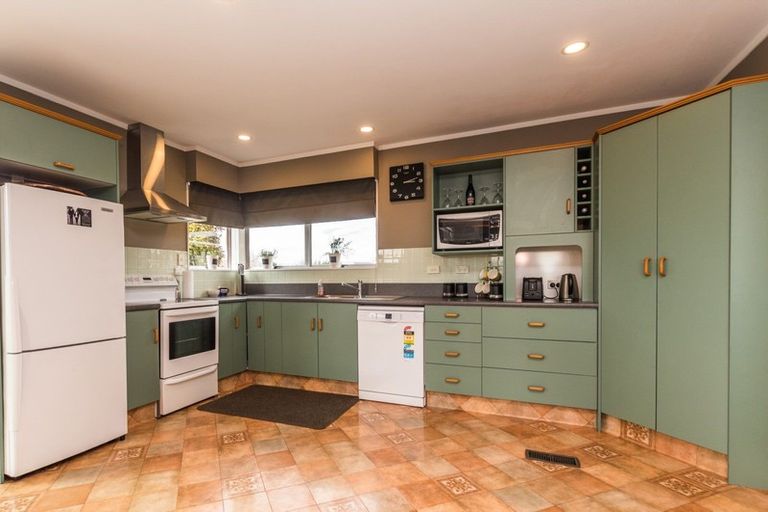 Photo of property in 6 Hamilton Avenue, Winton, 9720