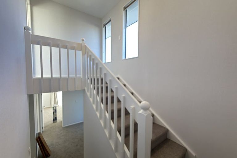 Photo of property in 20 Taupata Street, Redcliffs, Christchurch, 8081