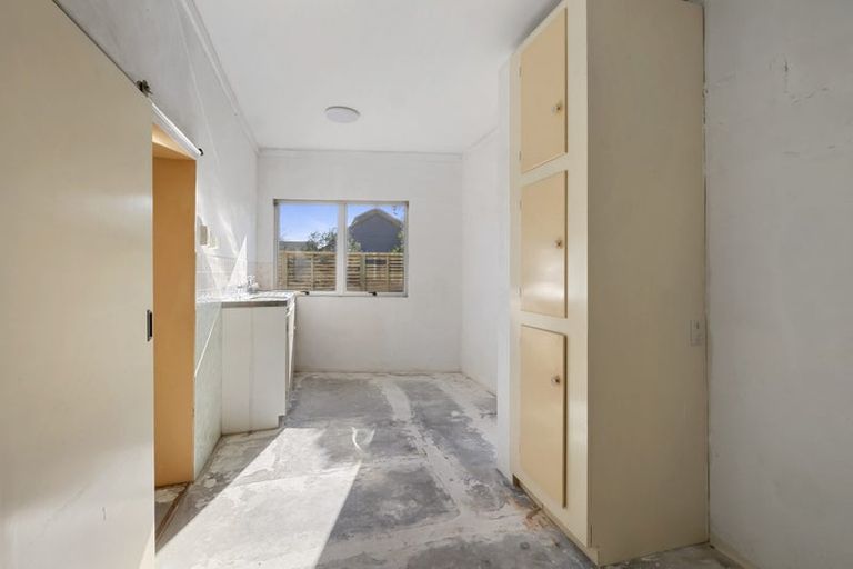 Photo of property in 312 Tukapa Street, Hurdon, New Plymouth, 4310