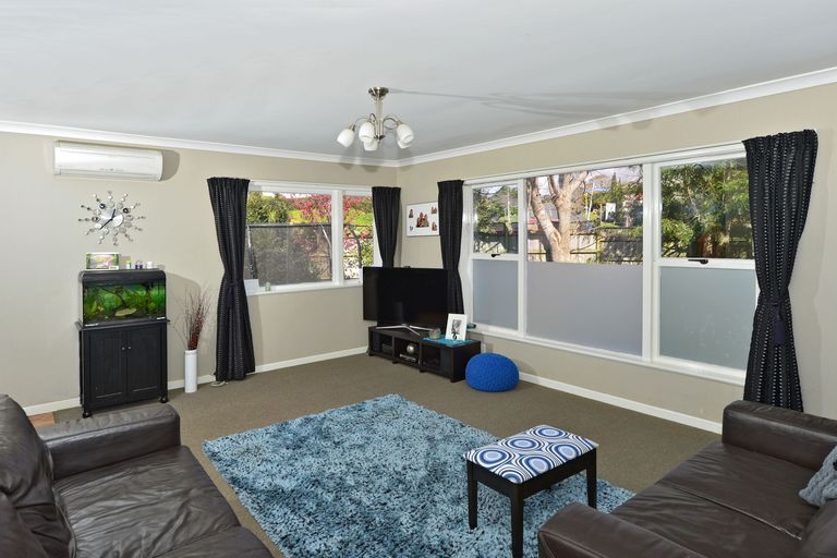Photo of property in 1 Tuatara Drive, Te Kamo, Whangarei, 0112