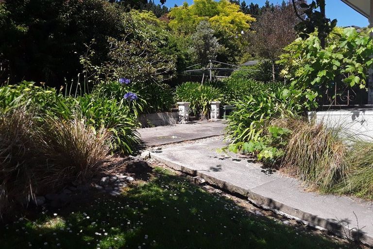 Photo of property in 12 Montrose Drive, Atawhai, Nelson, 7010