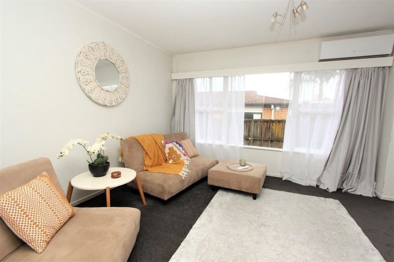 Photo of property in 3/43 Shakespeare Road, Milford, Auckland, 0620