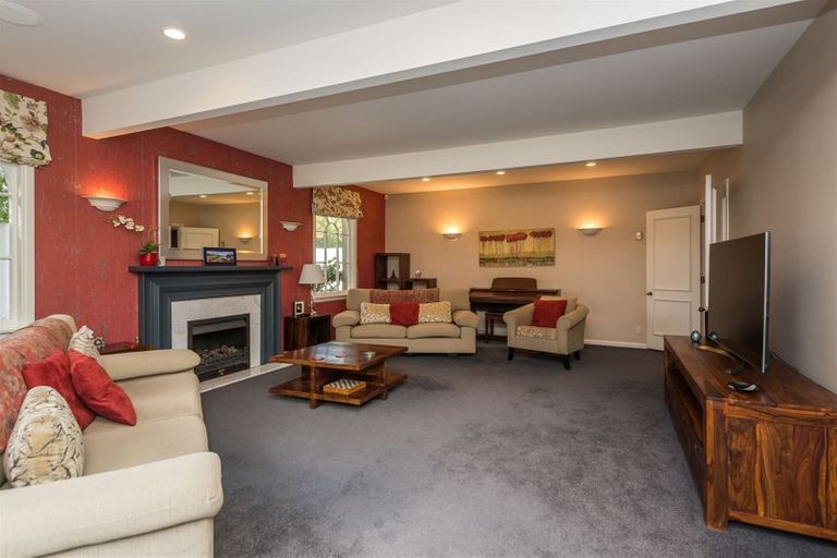 Photo of property in 205 Clyde Road, Burnside, Christchurch, 8053