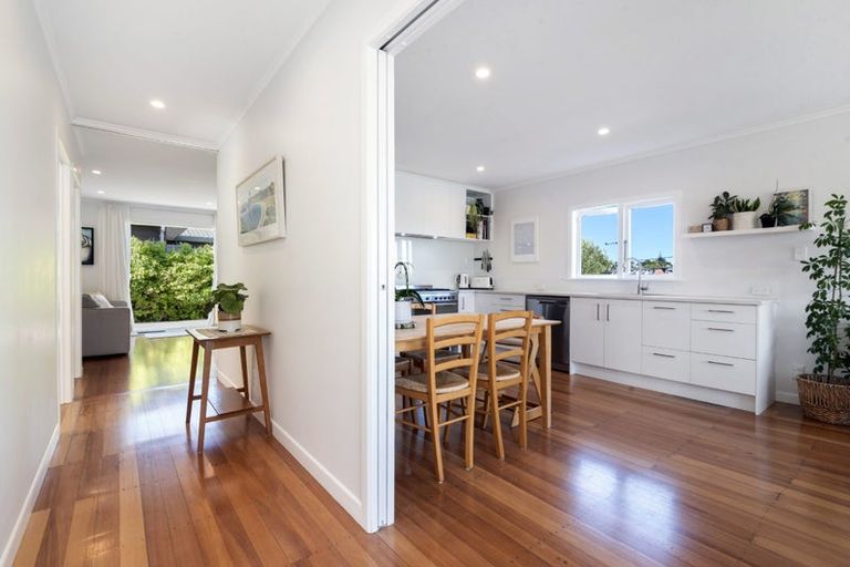 Photo of property in 1/10 Coronation Street, Belmont, Auckland, 0622