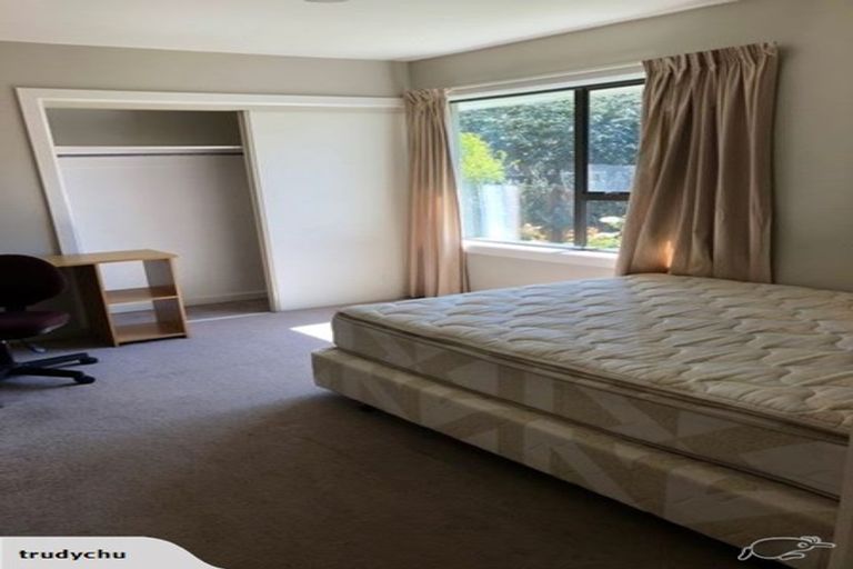 Photo of property in 28 Wayside Avenue, Burnside, Christchurch, 8053