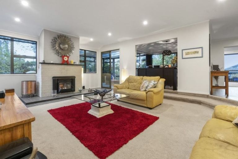 Photo of property in 14 David Beattie Place, Chatswood, Auckland, 0626
