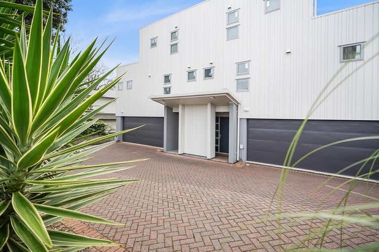 Photo of property in 19 Rostrevor Street, Hamilton Central, Hamilton, 3204