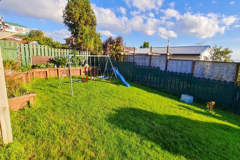 Photo of property in 8 Ilex Place, Totara Heights, Auckland, 2105