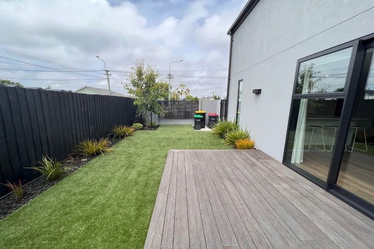 Photo of property in 1/23 Hills Road, Edgeware, Christchurch, 8013