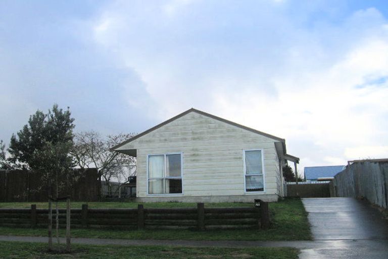 Photo of property in 2 Kilkee Terrace, Flaxmere, Hastings, 4120