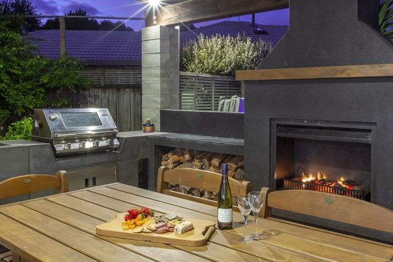 Photo of property in 62 Wood Leigh, Paraparaumu Beach, Paraparaumu, 5032