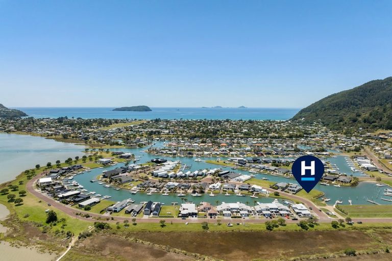 Photo of property in 104 Motu Hei, Pauanui, Hikuai, 3579