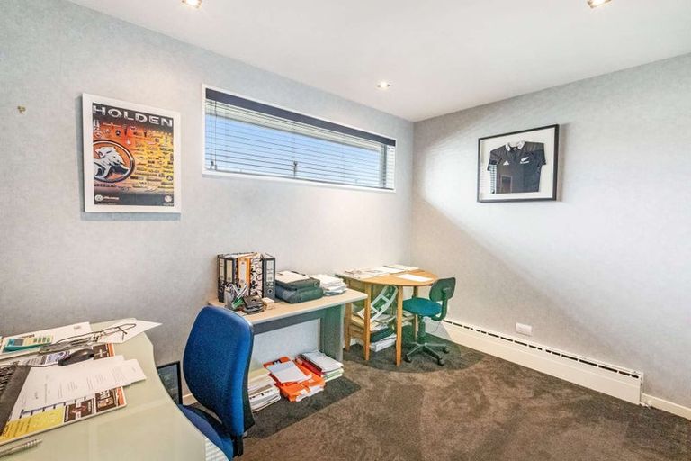 Photo of property in 12 Kitchener Street, Gore, 9710