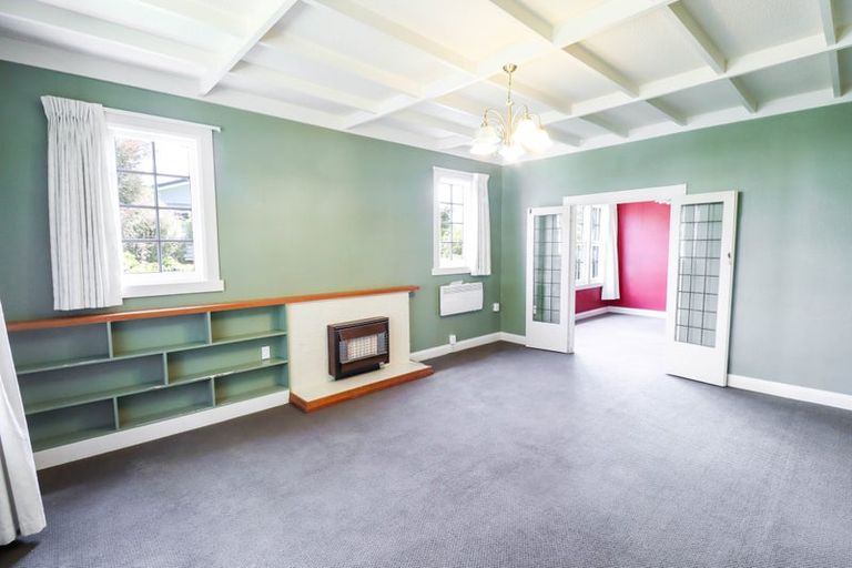 Photo of property in 177 Fitzherbert Avenue, West End, Palmerston North, 4410