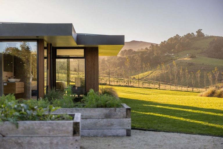 Photo of property in 140 Mill Road, Oxford, 7430