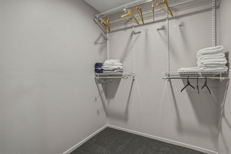 Photo of property in 43 Bradshaw Street, South Dunedin, Dunedin, 9012