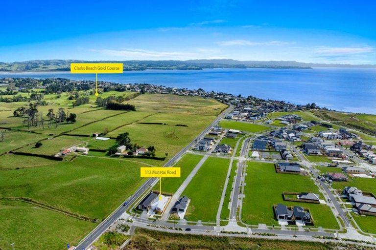 Photo of property in 113 Mutetai Road, Clarks Beach, 2122