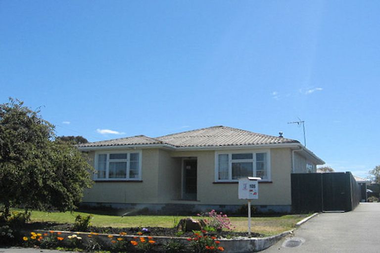 Photo of property in 105 Bassett Street, Burwood, Christchurch, 8083