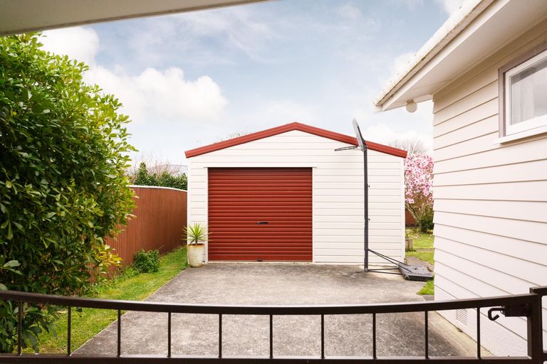 Photo of property in 109 Waterloo Crescent, Hokowhitu, Palmerston North, 4410