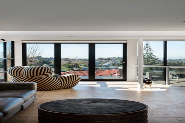 Photo of property in 7 Harper Street, Chatswood, Auckland, 0626