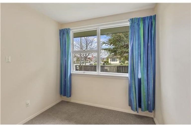 Photo of property in 4/28 Elizabeth Street, Riccarton, Christchurch, 8041