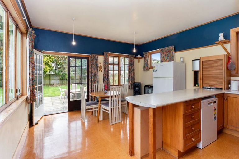 Photo of property in 82 Hinau Street, Riccarton, Christchurch, 8041