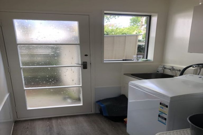 Photo of property in 15a Craddock Street, Waterloo, Lower Hutt, 5011