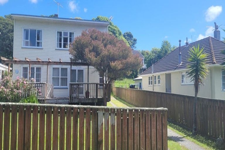 Photo of property in 54 Mungavin Avenue, Ranui, Porirua, 5024