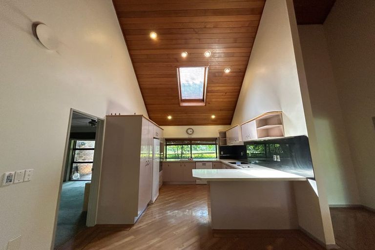Photo of property in 70 Jack Paterson Road, Opaheke, Papakura, 2584