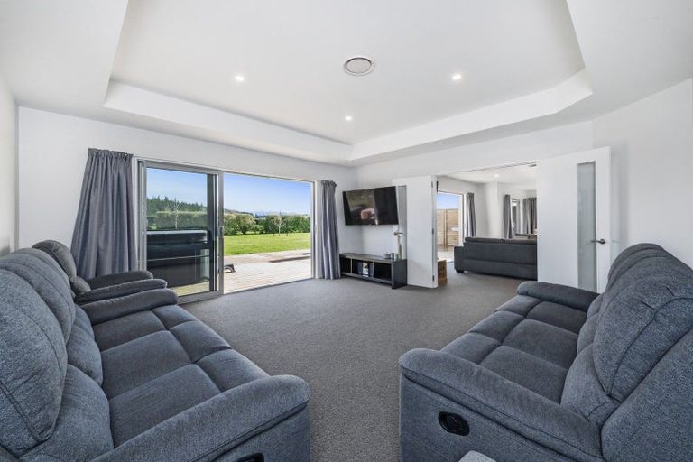 Photo of property in 25 Landsborough Drive, Darfield, 7571