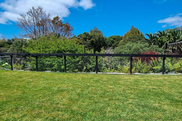 Photo of property in 57 Hauraki Road, Leigh, Warkworth, 0985